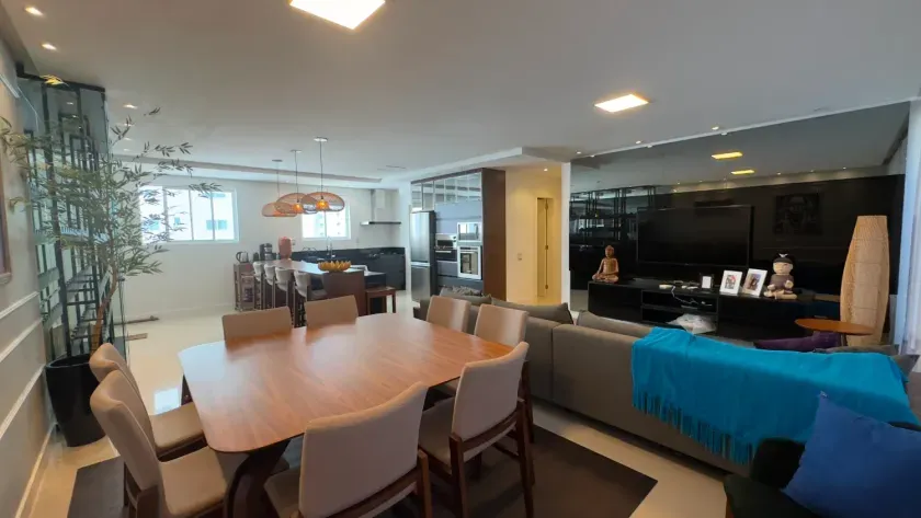 Apartamento no Cartier Residence com 4 suítes em Balneário Camboriú — foto 8