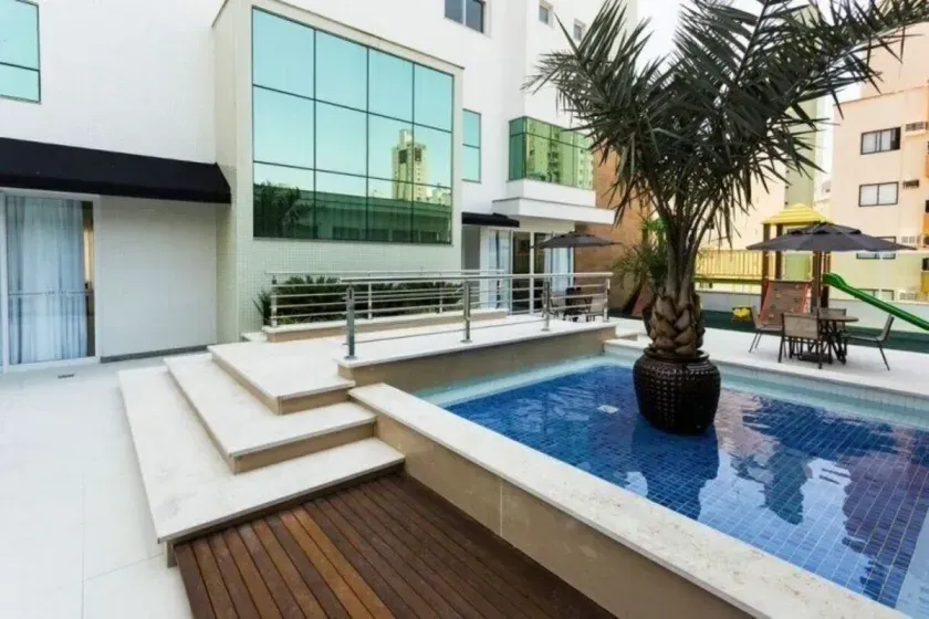 Apartamento no Lumiere Residence com 3 suítes em Balneário Camboriú — foto 15