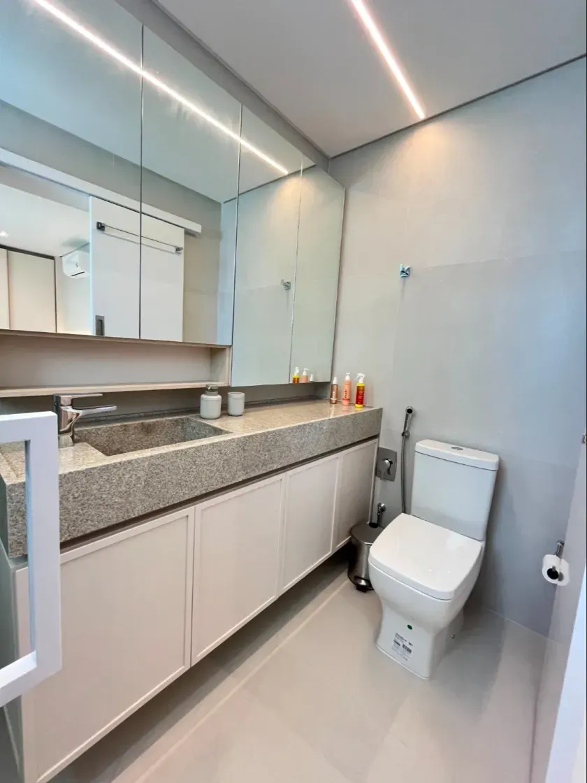 Apartamento no Royal Palace com 3 suítes em Balneário Camboriú — foto 16