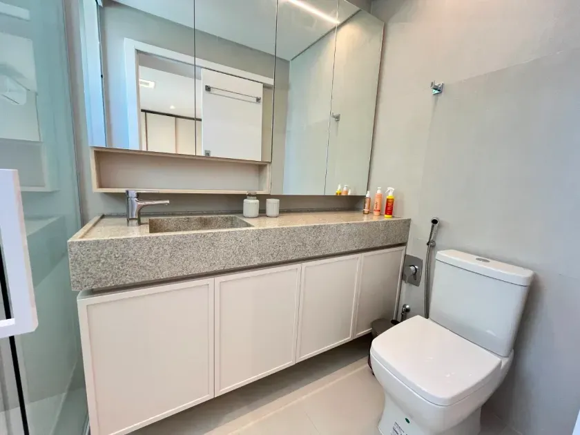 Apartamento no Royal Palace com 3 suítes em Balneário Camboriú — foto 22