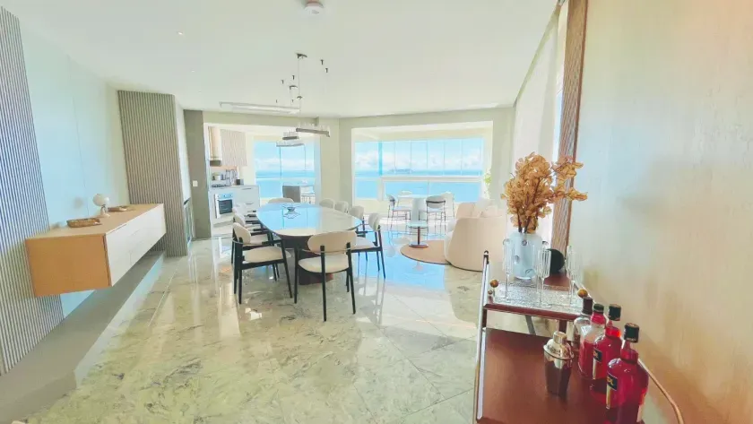 Apartamento no Royal Palace com 3 suítes em Balneário Camboriú — foto 26