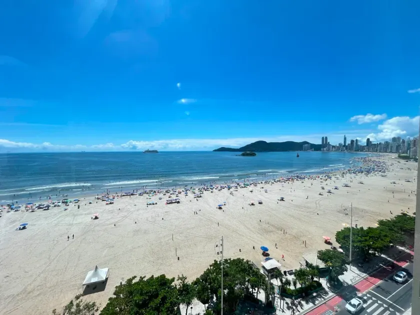 Apartamento no Royal Palace com 3 suítes em Balneário Camboriú — foto 37