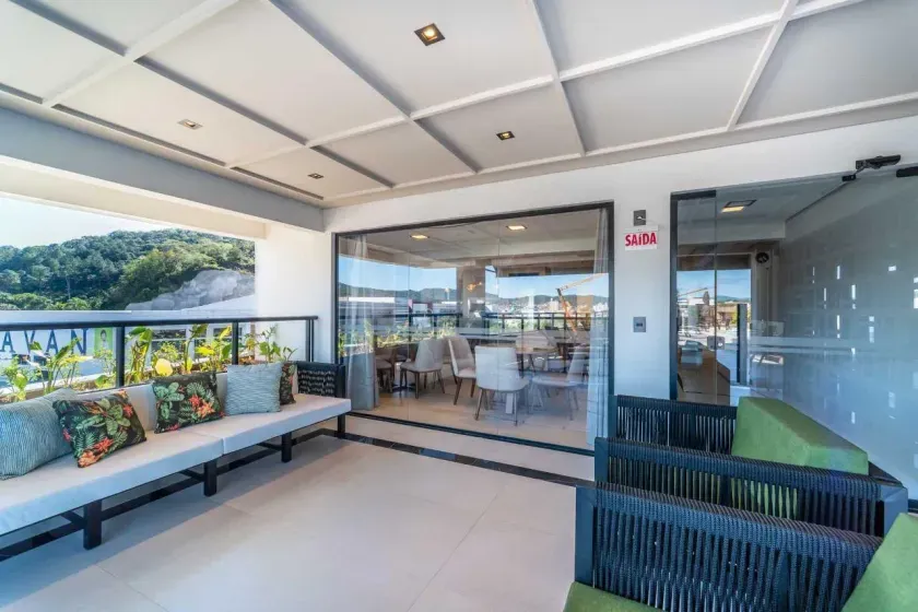Apartamento semi mobiliado com 2 dormitórios sendo 1 suíte e 1 vaga no Centro de Balneário Camboriú — foto 19