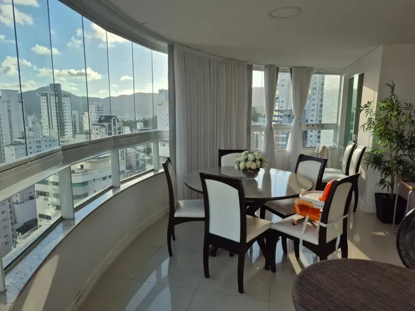 Apartamento na Barra Norte com 3 suítes e 2 vagas de garagem — foto 16