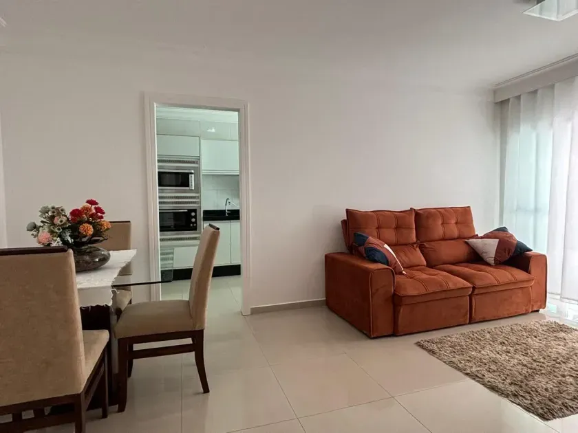 Apartamento com 2 dormitórios sendo 1 suíte e 1 vaga de garagem no Centro em Balneário Camboriú — foto 8