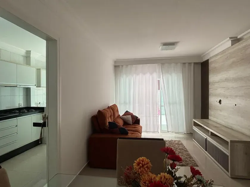 Apartamento com 2 dormitórios sendo 1 suíte e 1 vaga de garagem no Centro em Balneário Camboriú — foto 9