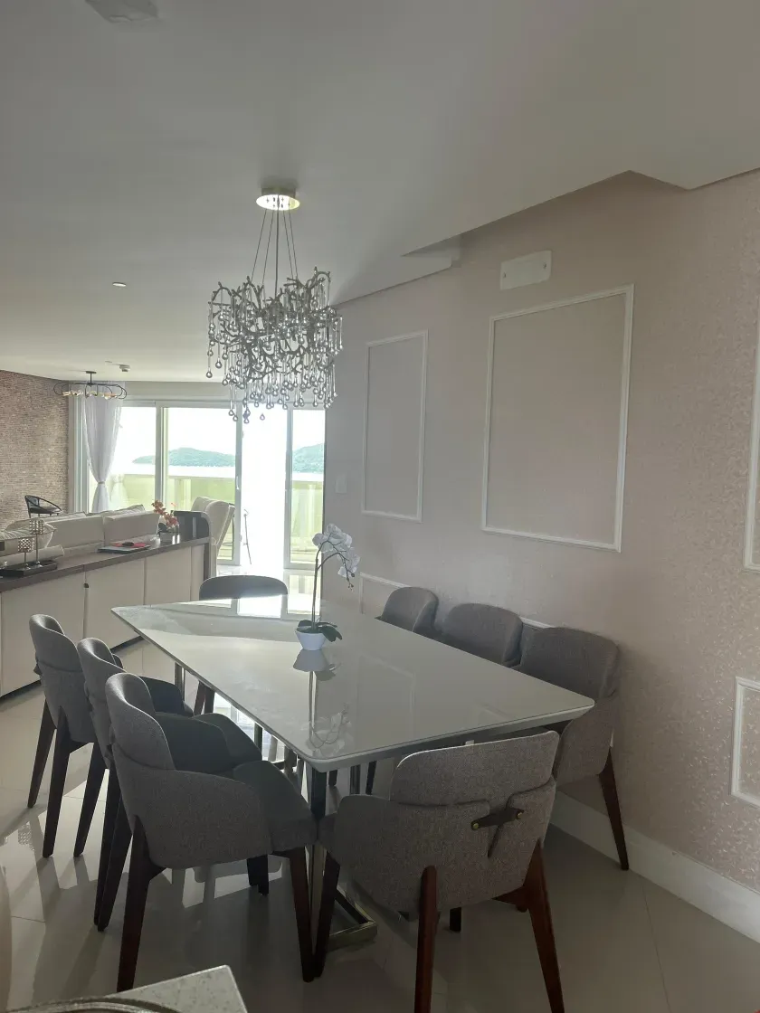Apartamento mobiliado com 3 suítes e 4 vagas de garagem em Balneário Camboriú — foto 5