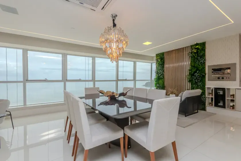 Apartamento no Edifício Epic Tower com 3 suítes em Balneário Camboriú — foto 9