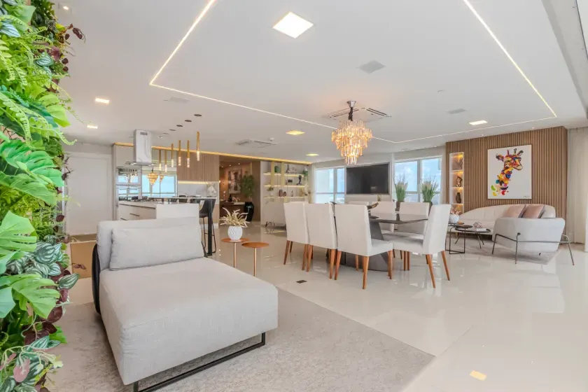 Apartamento no Edifício Epic Tower com 3 suítes em Balneário Camboriú — foto 21