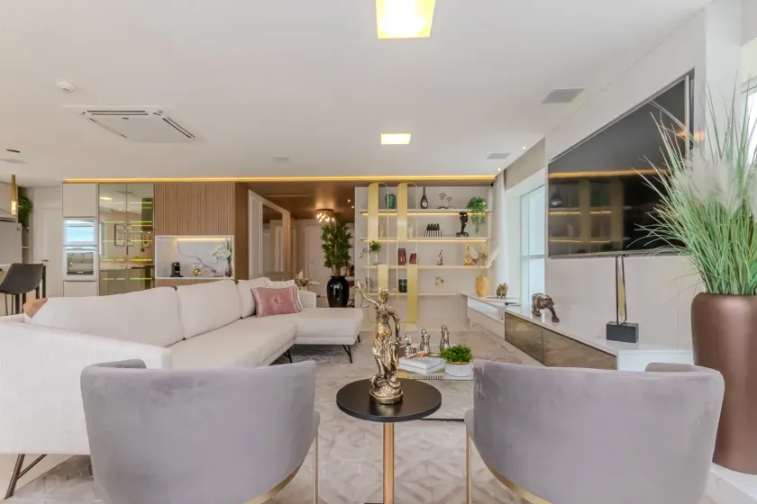 Apartamento no Edifício Epic Tower com 3 suítes em Balneário Camboriú — foto 25