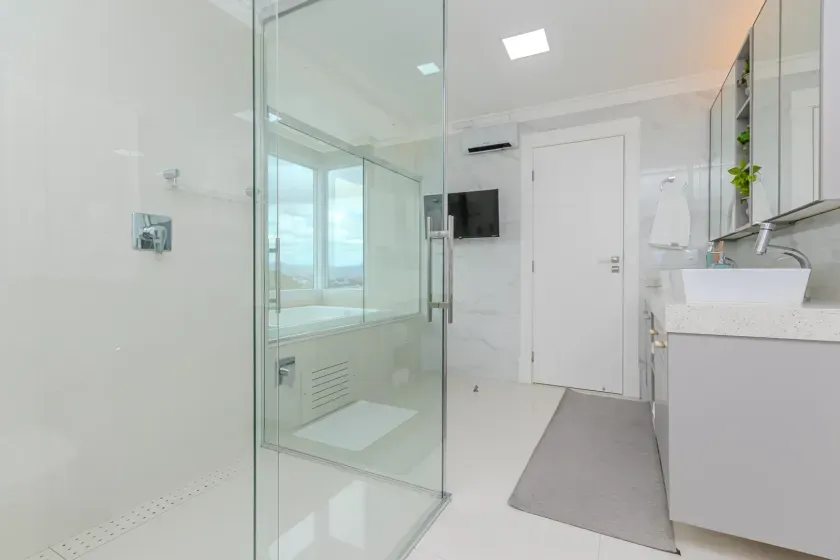 Apartamento no Edifício Epic Tower com 3 suítes em Balneário Camboriú — foto 62