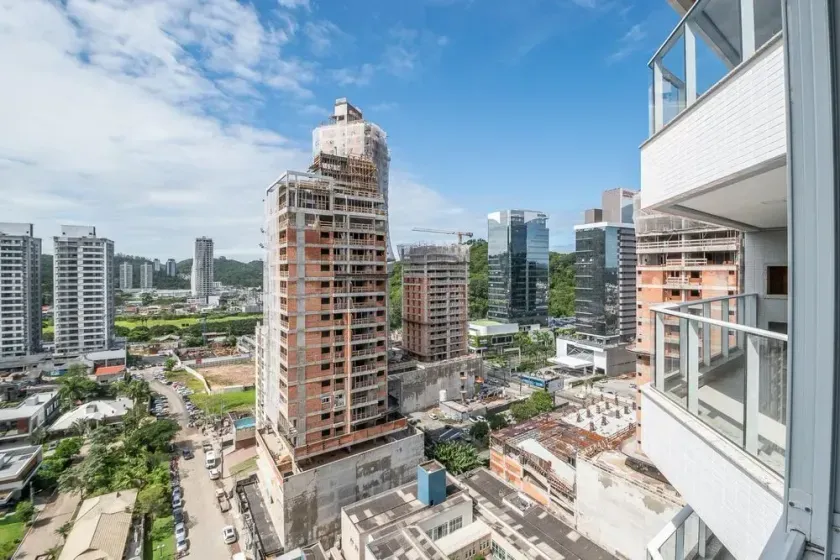 Apartamento com 3 quartos e 2 vagas de garagem na Praia Brava — foto 21