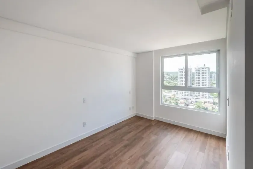 Apartamento com 3 quartos e 2 vagas de garagem na Praia Brava — foto 5