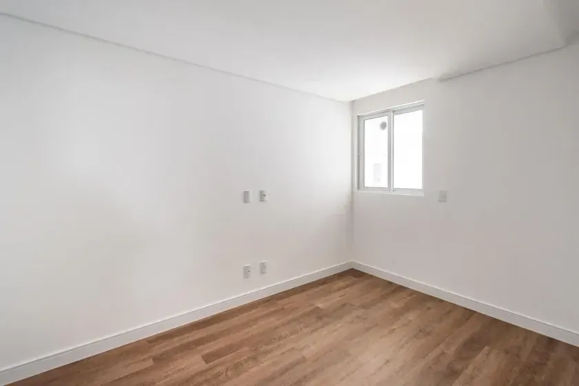 Apartamento com 3 quartos e 2 vagas de garagem na Praia Brava — foto 4