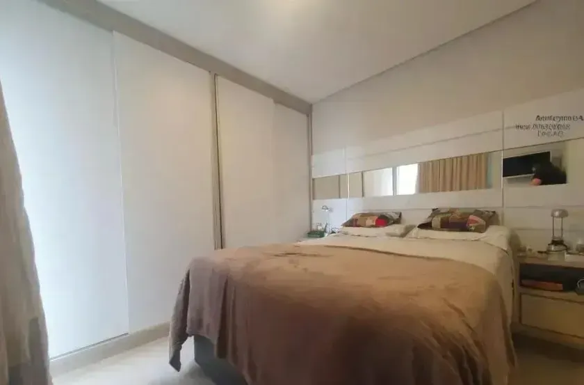 Apartamento quadra mar com 3 suítes e 1 vaga de garagem em Balneário Camboriú — foto 10