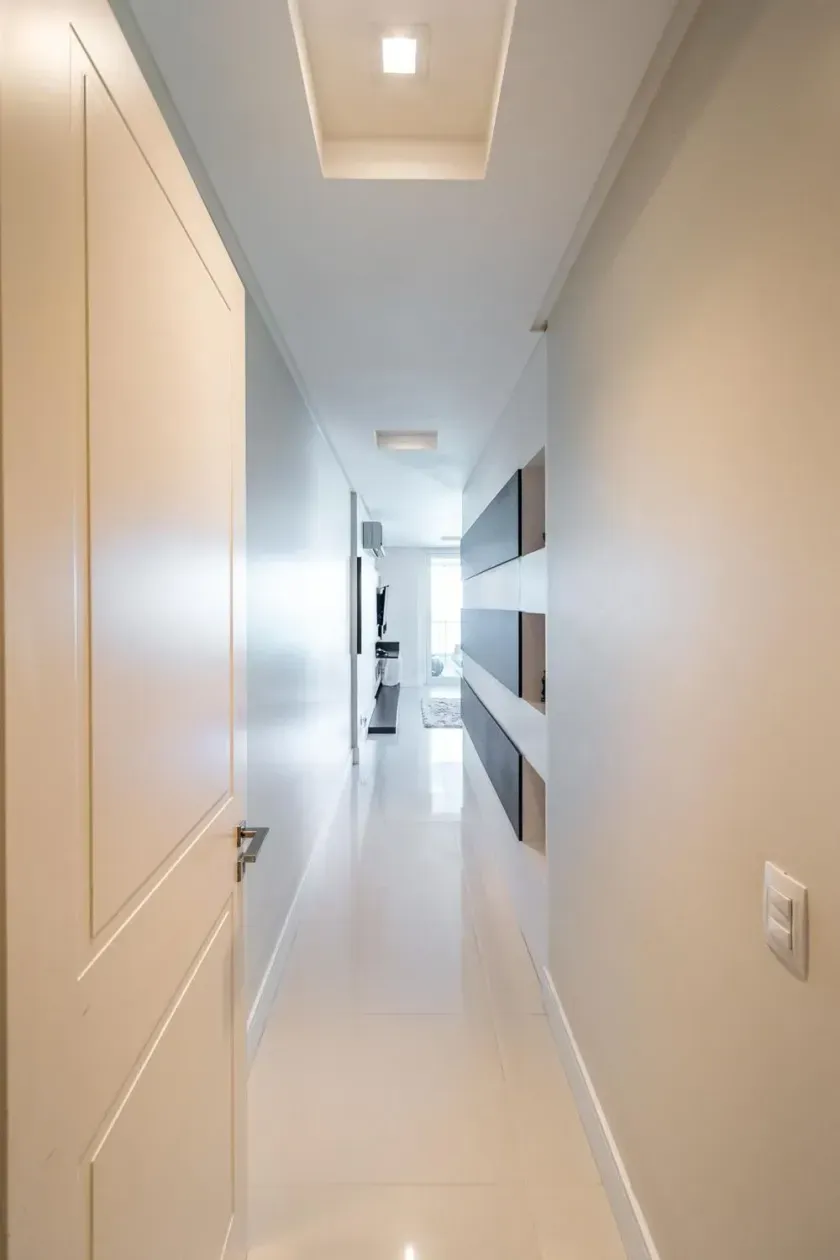 Apartamento mobiliado frente mar com 4 suítes e 4 vagas de garagem em Balneário Camboriú — foto 12
