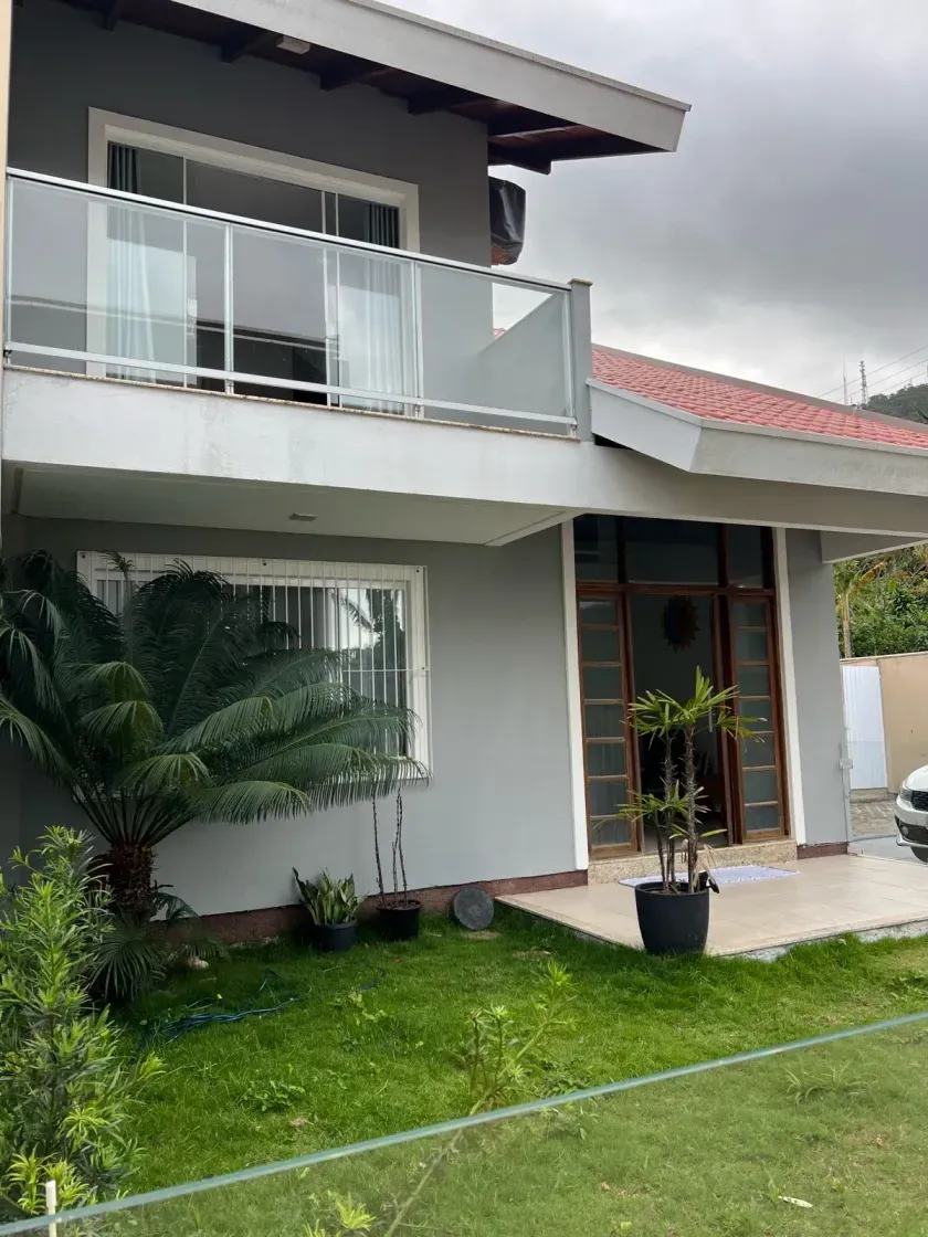 Sobrado com 2 quartos e 2 vagas de garagem na Praia de Taquaras em Balneário Camboriú — foto 16