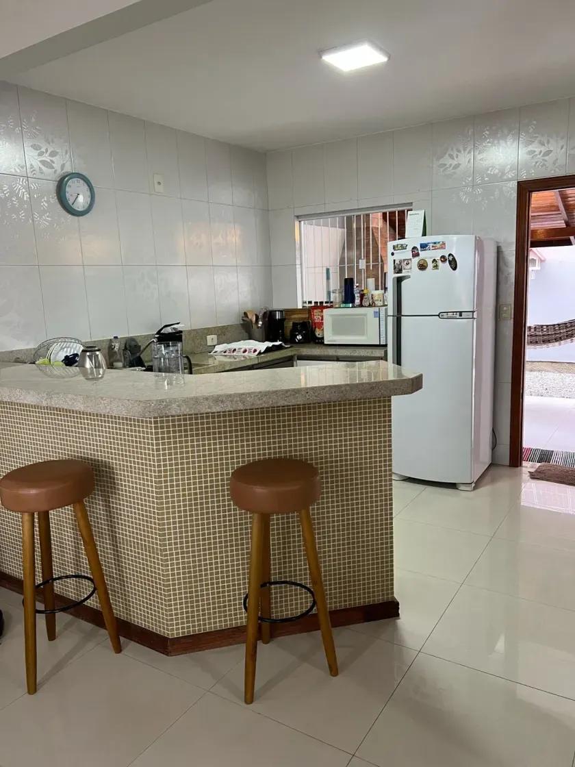 Sobrado com 2 quartos e 2 vagas de garagem na Praia de Taquaras em Balneário Camboriú — foto 3
