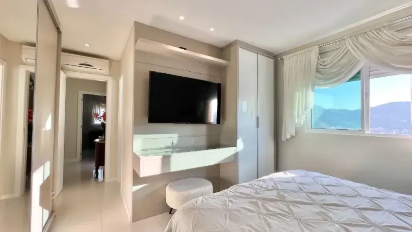 Apartamento mobiliado de alto padrão com 4 dormitórios e 3 vagas no Centro de Balneário Camboriú — foto 17