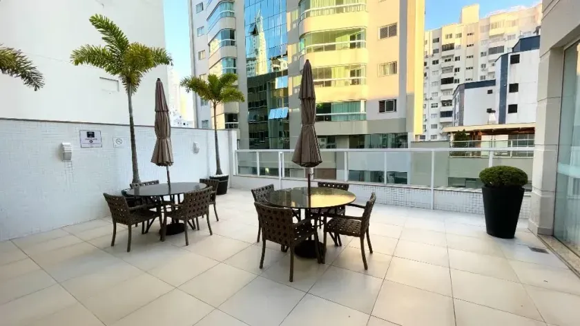 Apartamento mobiliado de alto padrão com 4 dormitórios e 3 vagas no Centro de Balneário Camboriú — foto 35