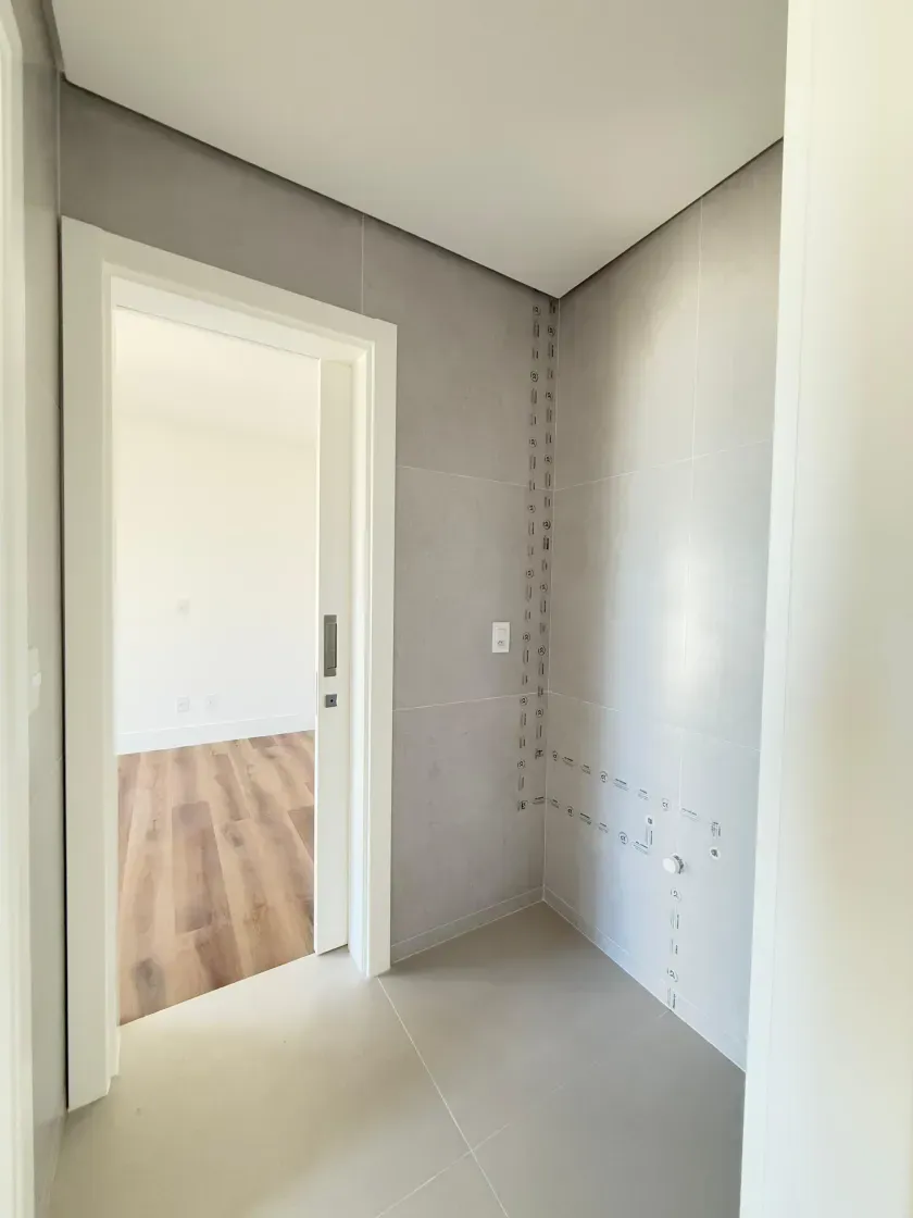 Apartamento com 4 suítes e 2 vagas de garagem em Balneário Camboriú — foto 12