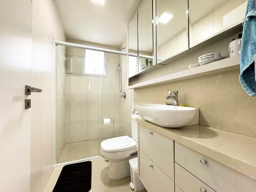 Apartamento mobiliado com 4 dormitórios sendo 2 suítes e 2 vagas de garagem em Balneário Camboriú — foto 18