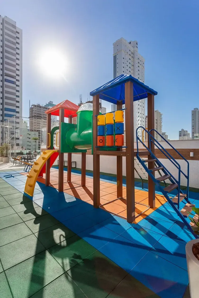 Apartamento mobiliado com 4 dormitórios sendo 2 suítes e 2 vagas de garagem em Balneário Camboriú — foto 37