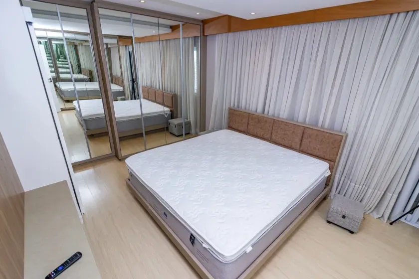 Apartamento andar alto com 3 suítes e 4 vagas de garagem no Centro de Balneário Camboriú — foto 5