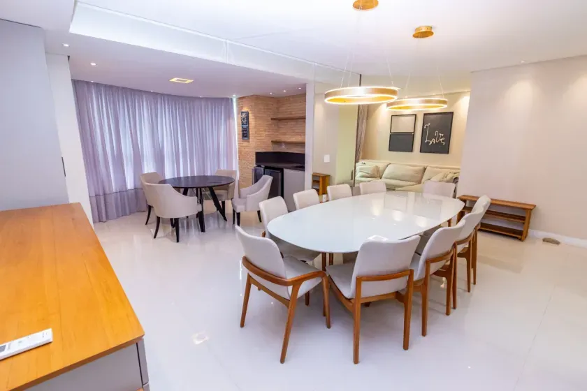 Apartamento andar alto com 3 suítes e 4 vagas de garagem no Centro de Balneário Camboriú — foto 7