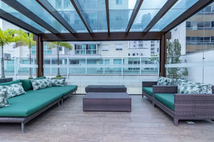 Apartamento andar alto com 3 suítes e 4 vagas de garagem no Centro de Balneário Camboriú — foto 10