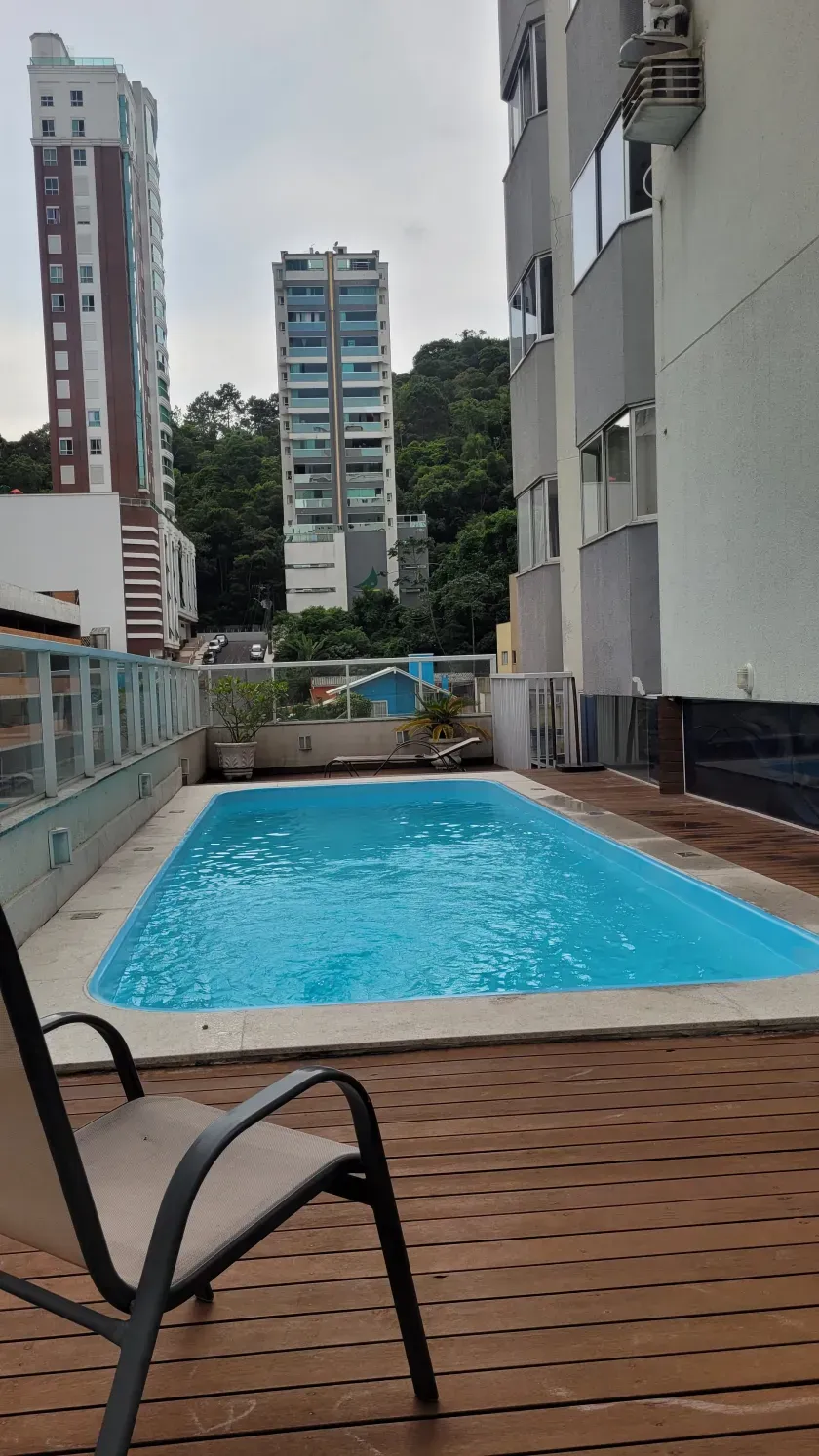 Aparamento mobiliado com 2 suítes e 1 vaga de garagem a 150m da praia Barra Norte — foto 11