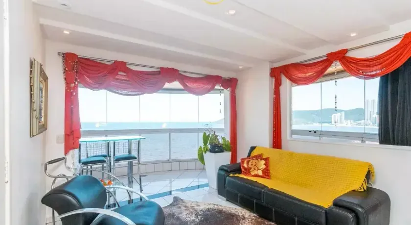 Apartamento no Cond Ed Residencial Marques de Olinda com 2 dormitórios em Balneário Camboriú — foto 10