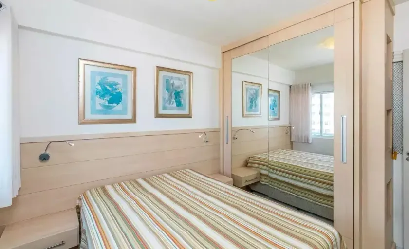 Apartamento no Cond Ed Residencial Marques de Olinda com 2 dormitórios em Balneário Camboriú — foto 16
