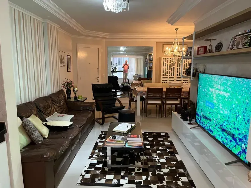 Apartamento diferenciado com 3 suítes e 2 vagas de garagem em Balneário Camboriú — foto 18
