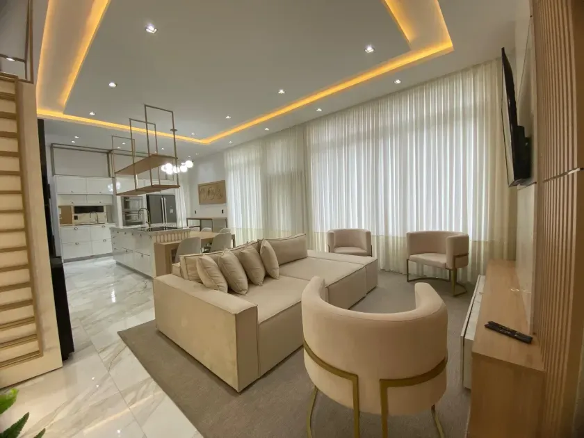 Casa triplex no Condomínio Caledônia com 3 suítes em Camboriú — foto 3