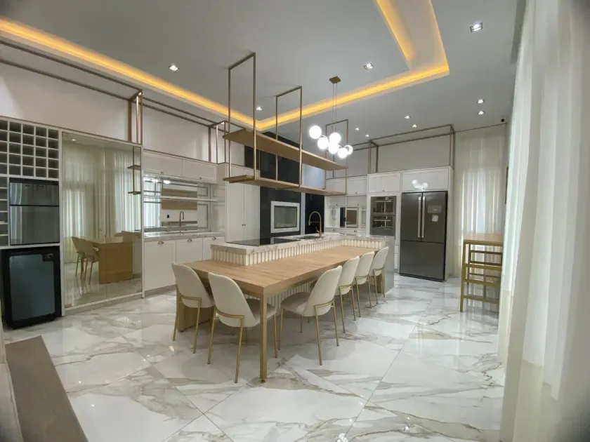 Casa triplex no Condomínio Caledônia com 3 suítes em Camboriú — foto 4
