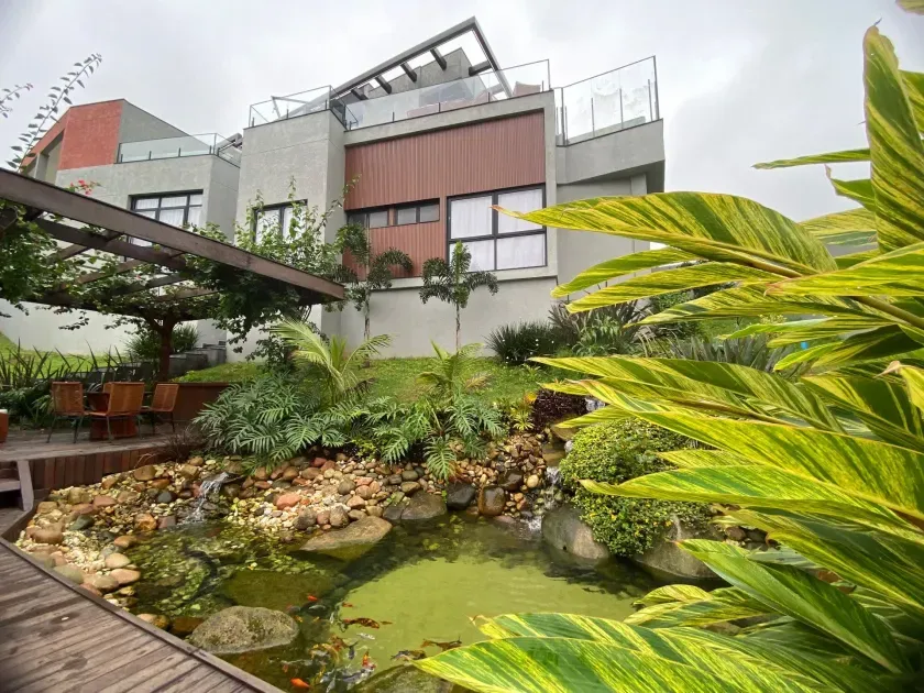 Casa triplex no Condomínio Caledônia com 3 suítes em Camboriú — foto 25