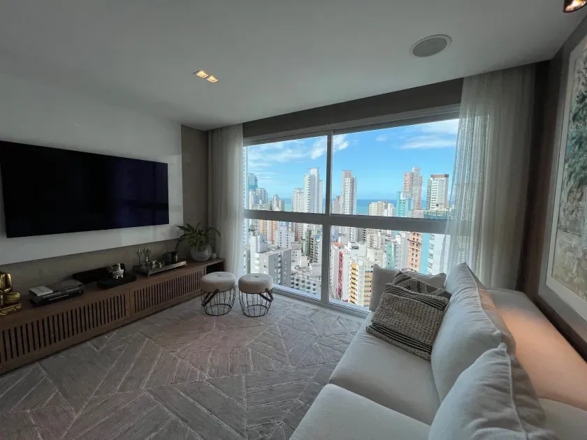 Apartamento mobiliado com 3 suítes 2 Vagas de garagem e vista mar em Balneário Camboriú — foto 12