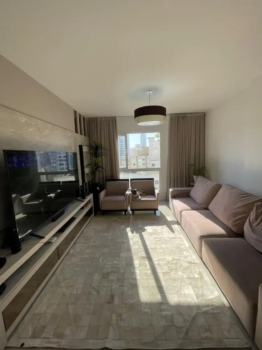Apartamento mobiliado com 3 suítes sendo 1 master e 3 vagas de garagem em Balneário Camboriú — foto 3