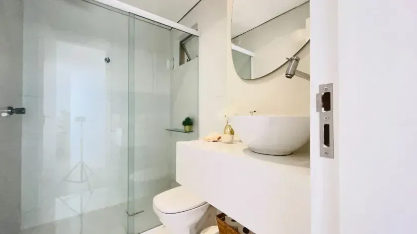 Apartamento mobiliado com 1 dormitório e 1 vaga de garagem no Centro de Balneário Camboriú — foto 10