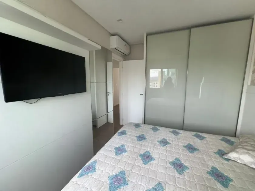 Apartamento mobiliado com 3 suítes e 2 vagas de garagem em Balneário Camboriú — foto 9