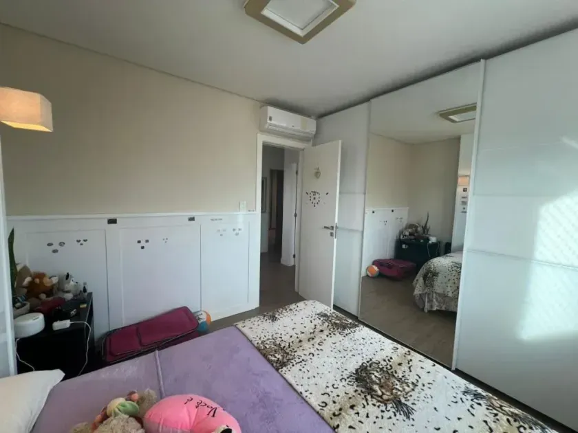 Apartamento mobiliado com 3 suítes e 2 vagas de garagem em Balneário Camboriú — foto 11