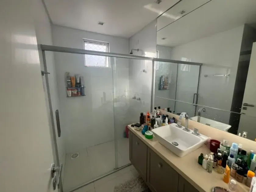 Apartamento mobiliado com 3 suítes e 2 vagas de garagem em Balneário Camboriú — foto 16