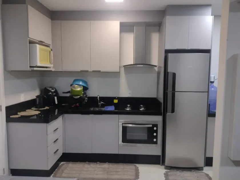 Apartamento mobiliado com 1 dormitório e 1 vaga de garagem no Centro de Balneário Camboriú-SC — foto 5