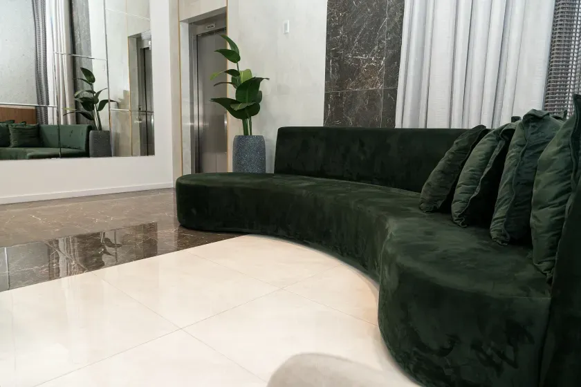 Apartamento mobiliado com 1 dormitório e 1 vaga de garagem no Centro de Balneário Camboriú-SC — foto 11