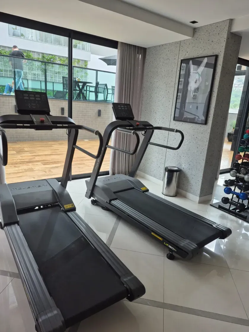 Oportunidade: Apartamento mobiliado com 2 suítes 2 vagas de garagem na Brava — foto 13