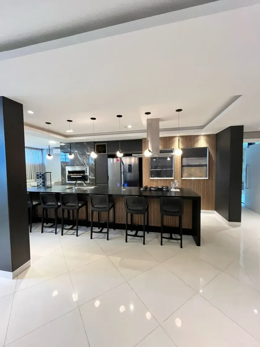 Oportunidade: Apartamento mobiliado com 2 suítes 2 vagas de garagem na Brava — foto 17