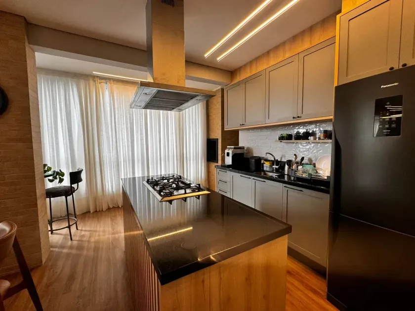 Apartamento mobiliado diferenciado com 3 dormitórios sendo 1 suíte e 2 vagas em Balneário Camboriú — foto 5