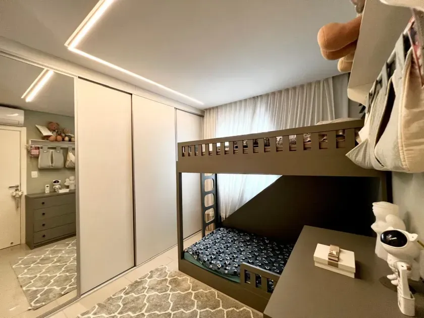 Apartamento no Ed Residencial Figueira da Foz com 3 dormitórios em Balneário Camboriú — foto 11