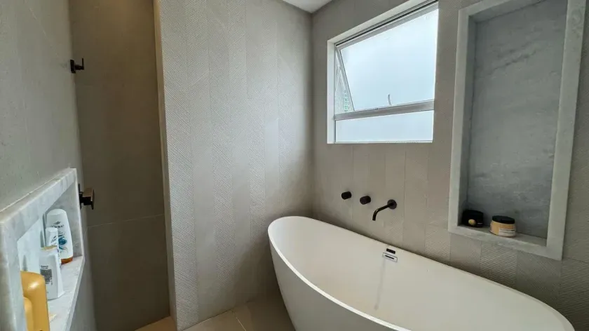 Apartamento vista mar mobiliado com 3 suítes e 2 vagas na Barra Norte em Balneário Camboriú — foto 17